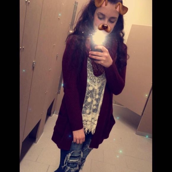 Meet your Posher, Olivia - Picture 1 of 1